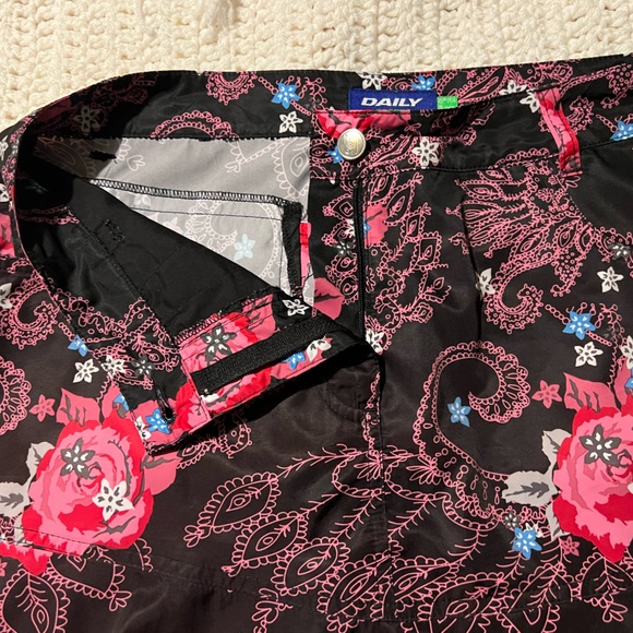 Daily Sports Black Pink Paisley Floral Golf Skirt - Picture 5 of 6